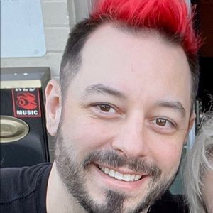 Meet your Posher, Mark